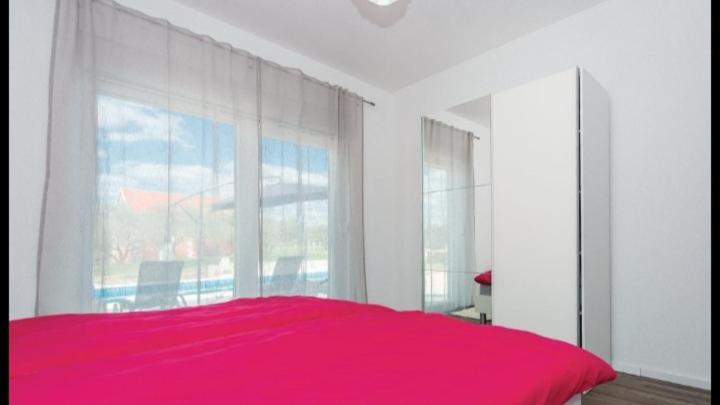 Olive Tree House With Jacuzzi, Wifi And 40M2 Pool Villa Siritovci Exteriör bild